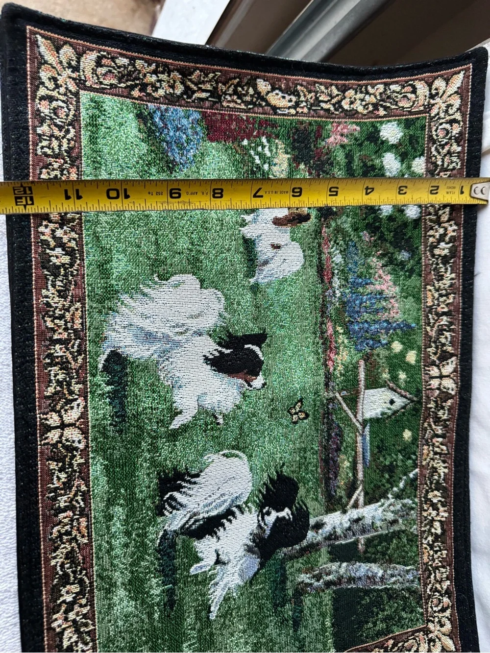 4 Tapestry like placemats papillon Scene